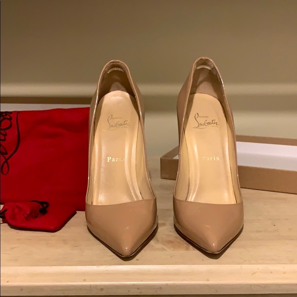 Red bottoms ❤️